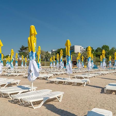 Hotel Cleopatra Сатурн Екстериор снимка