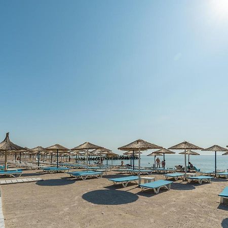 Hotel Cleopatra Сатурн Екстериор снимка