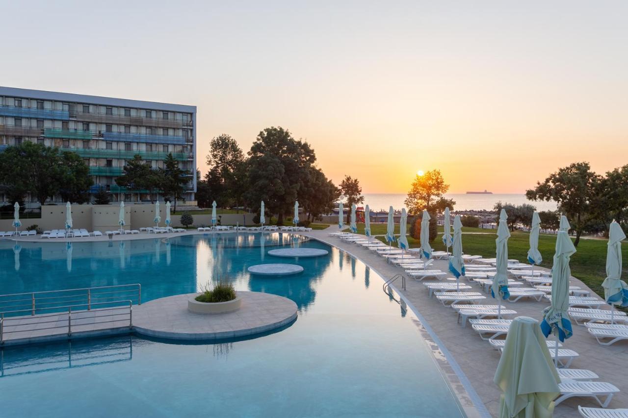 Hotel Cleopatra Сатурн Екстериор снимка