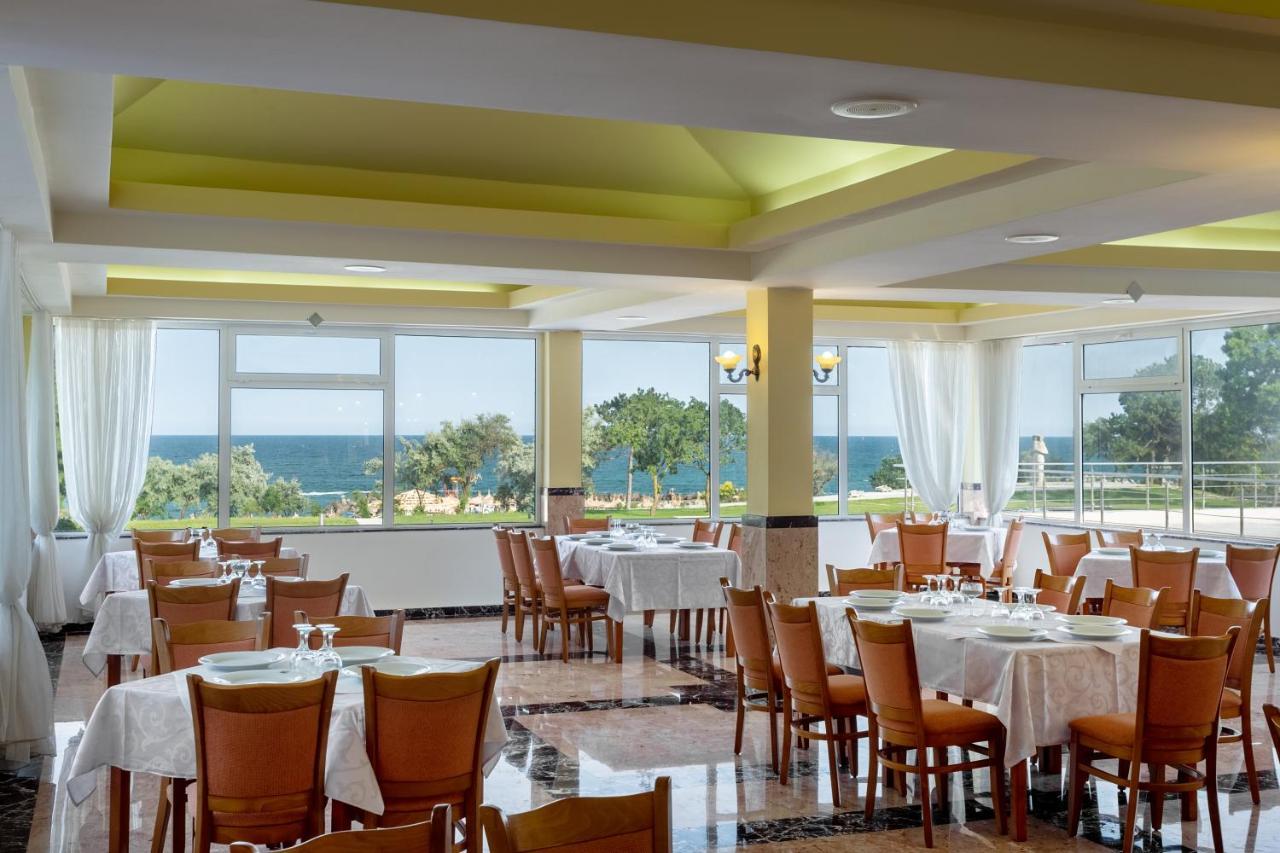 Hotel Cleopatra Сатурн Екстериор снимка