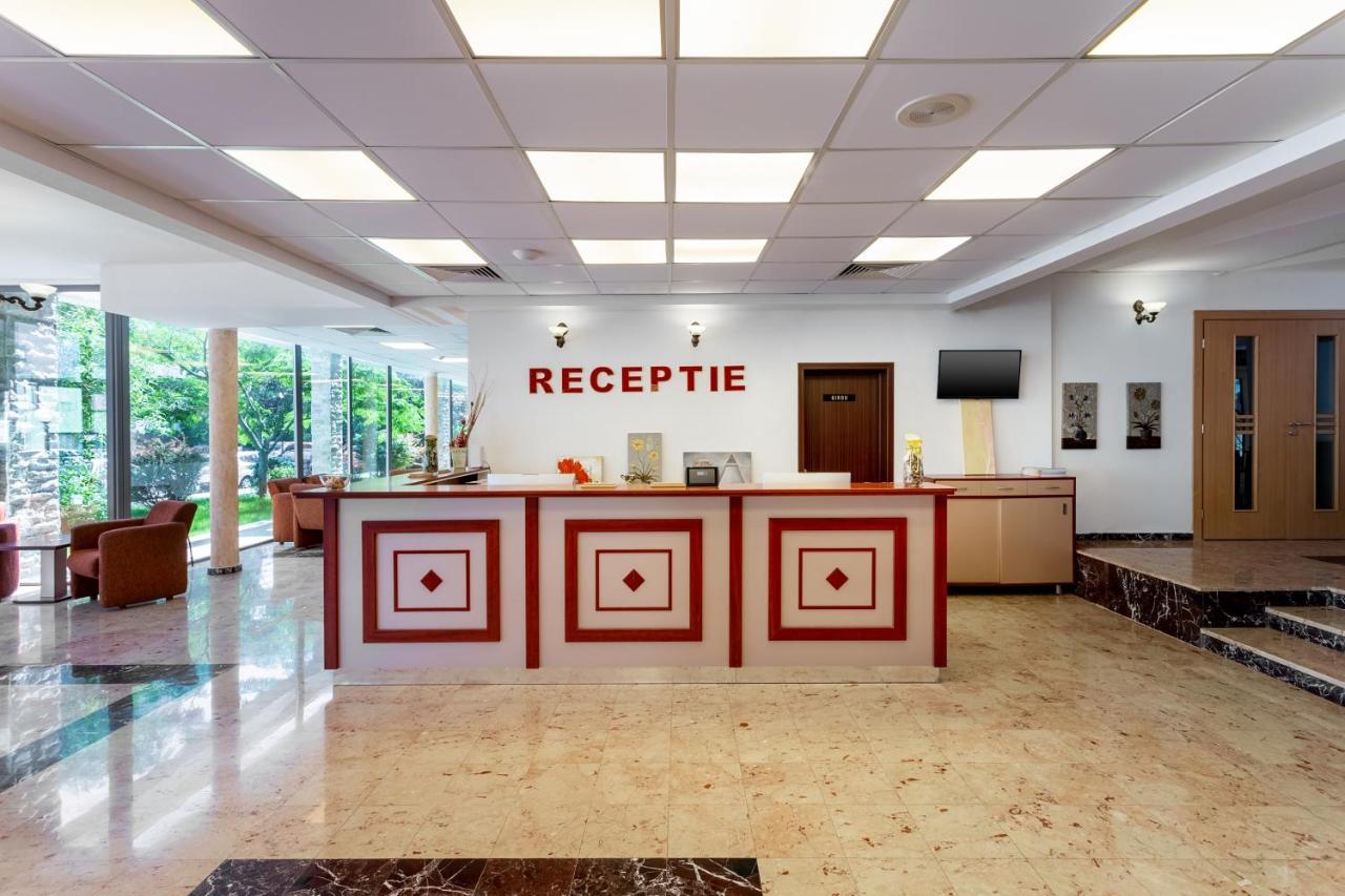Hotel Cleopatra Сатурн Екстериор снимка