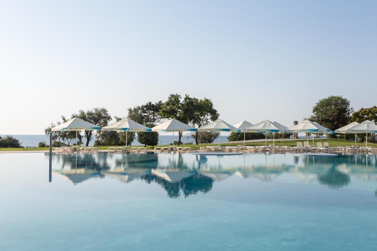 Hotel Cleopatra Сатурн Екстериор снимка