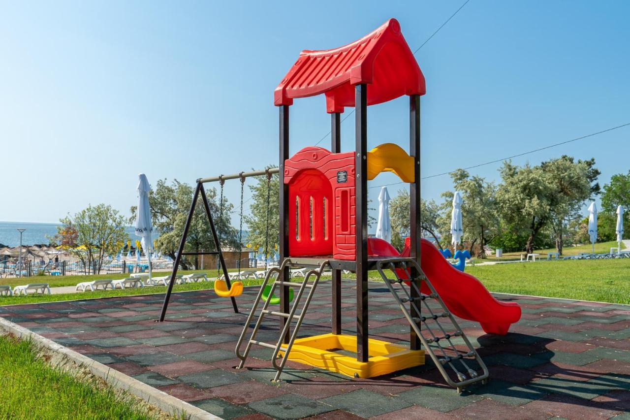 Hotel Cleopatra Сатурн Екстериор снимка