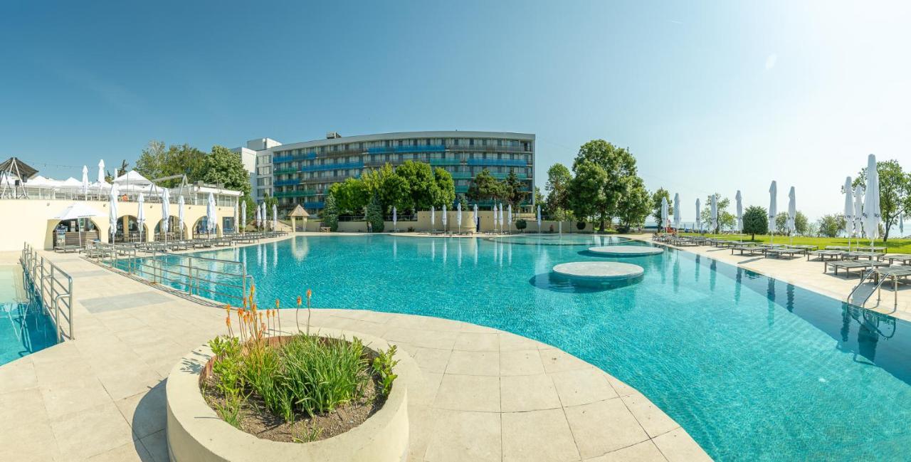 Hotel Cleopatra Сатурн Екстериор снимка